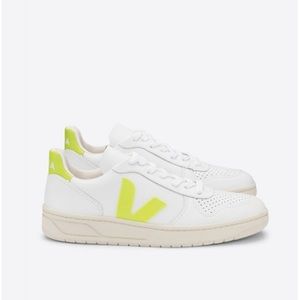 Veja Sneakers - White Leather & Neon Yellow - like new!